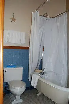 Vendome Inn 3*